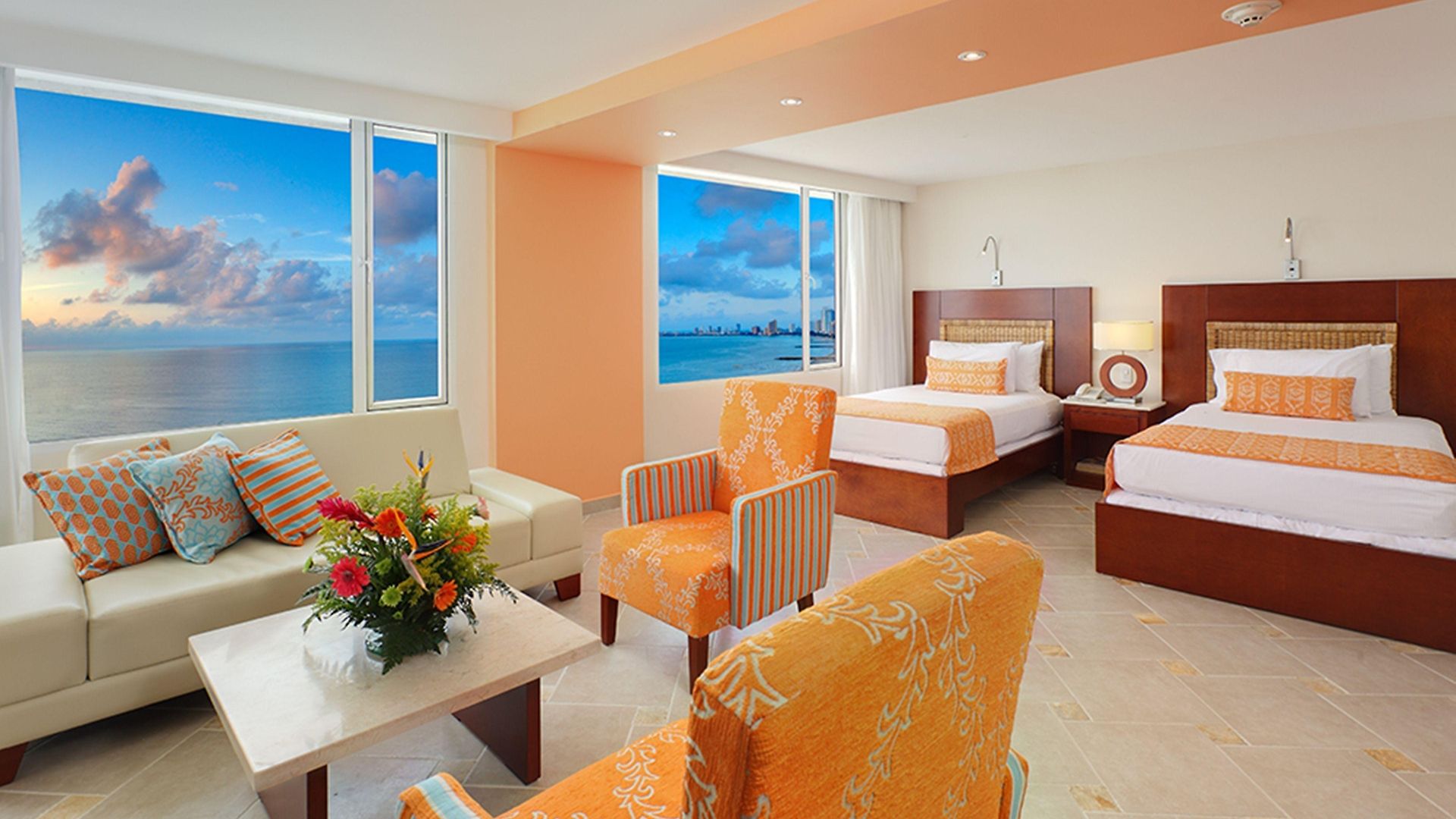 Dann Hotel 4*