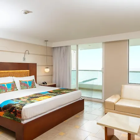 Dann Hotel 4*