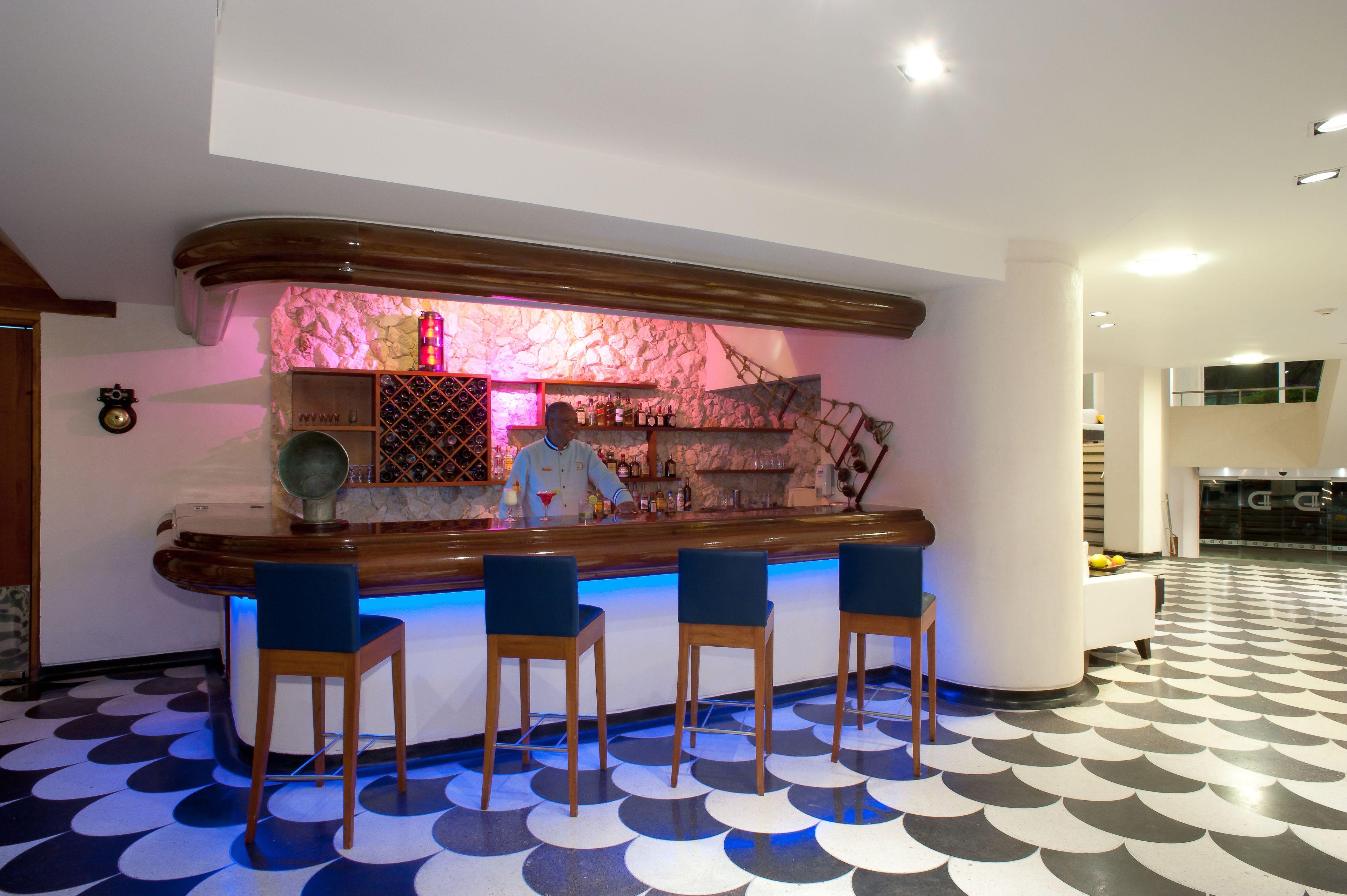 Dann Hotel 4*